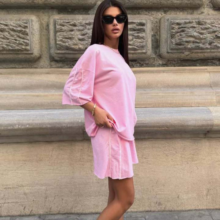 Damen lässiges Freizeit-Set mit oversized Oberteil und Shorts Drune