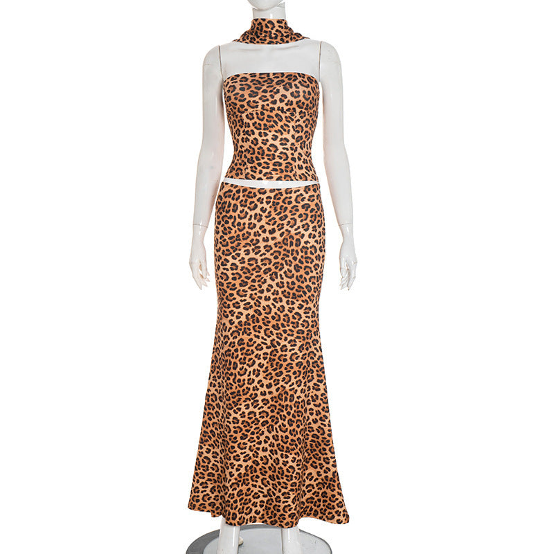 Damen Maxikleid mit figurformendem Stoff und eleganten Leopardenmuster Drune