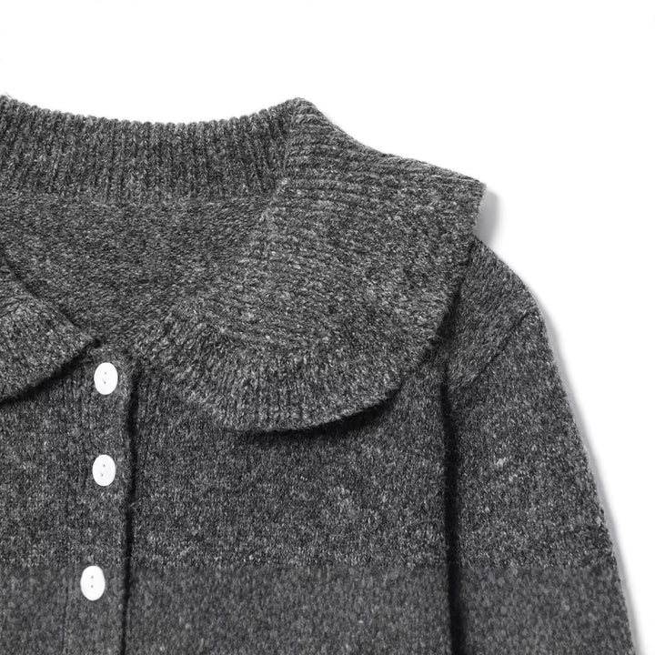 Damen Strickjacke mit Peter Pan Kragen und Knopfdetail Drune