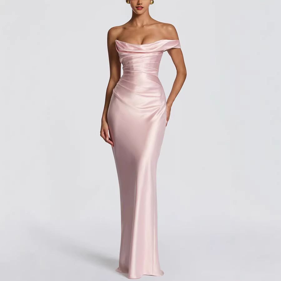 Damen Elegantes Maxikleid mit asymmetrischem Oberteil und fließendem Satin Drune