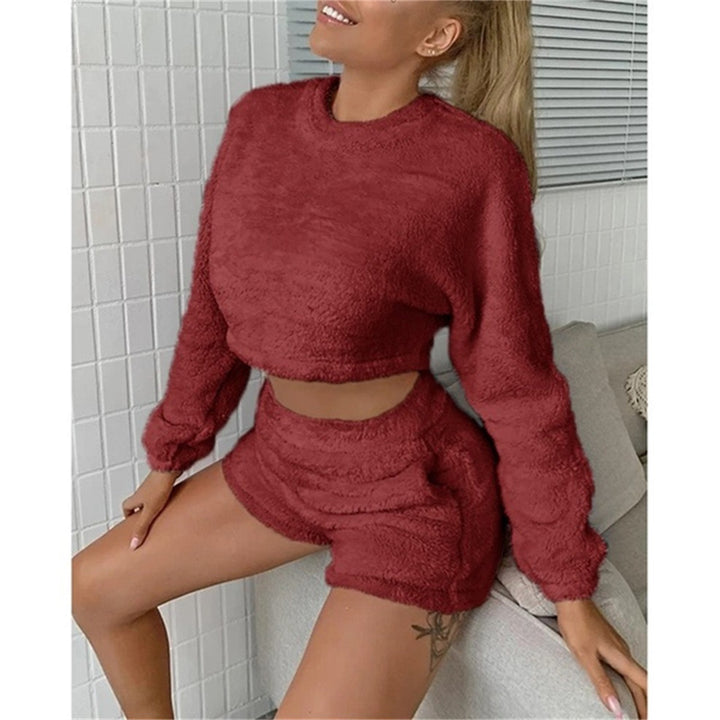Damen Flauschiges Freizeit-Set mit cropped Oberteil Drune