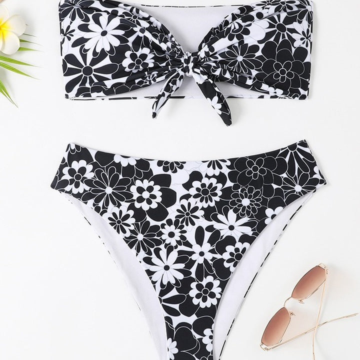 Damen Bandeau Bikini mit modischem Blumenmuster und verspieltem Knotendetail Drune