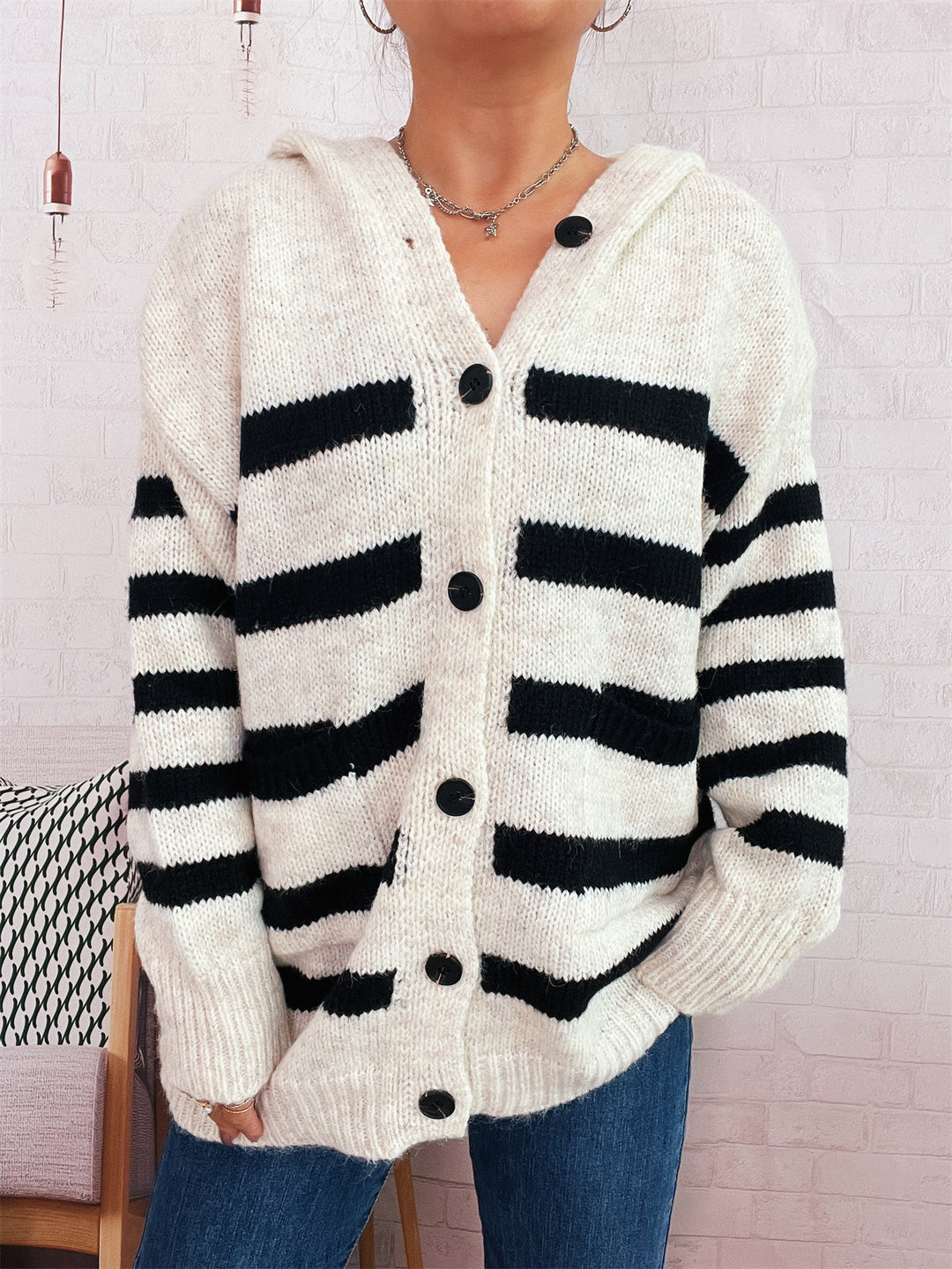 Damen lässiger Strickcardigan mit Kapuze und breiten Streifen Drune
