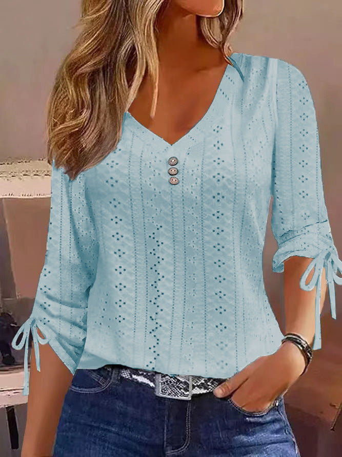 Damen Blusenshirt mit raffiniertem Lochmuster und Knopfdetails Drune