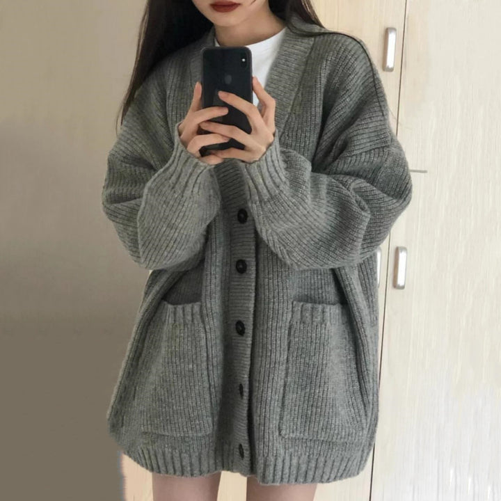 Damen kuschelige Strickjacke mit tiefem V-Ausschnitt und großen Taschen Drune