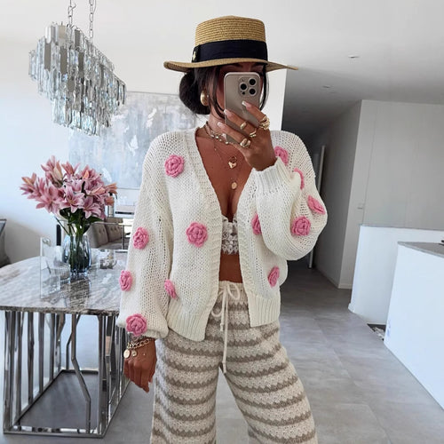 Damen luftige Strickjacke mit bunten Blumenapplikationen Drune