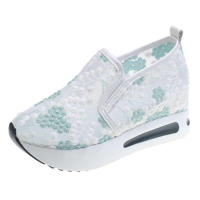 Damen Komfortable Sneaker mit floralem Stickmuster und rutschfester Sohle Drune
