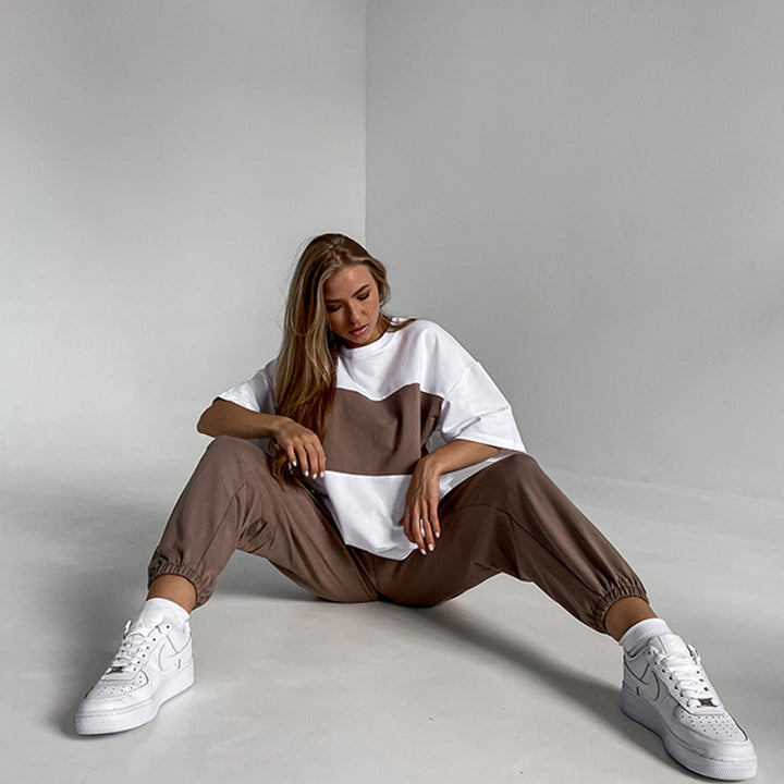 Damen lässiger Sportanzug mit oversized Shirt und bequemen Jogginghosen Drune