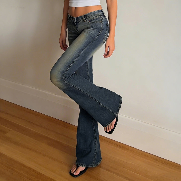 Damen Flared Jeans mit hohem Bund und schickem Used-Look Drune