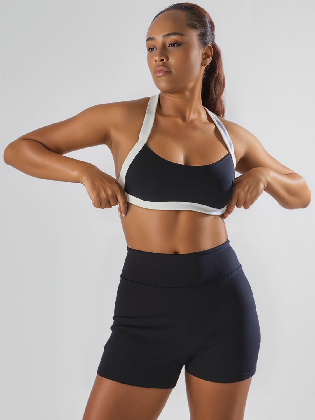 Damen Sport-Bikini-Oberteil mit hoch geschnittenen Shorts Drune