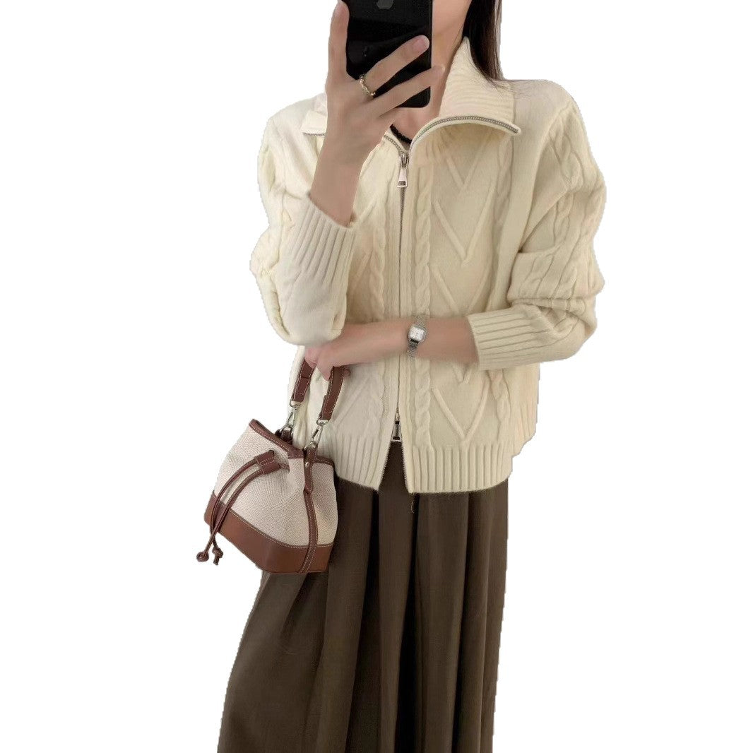 Damen Strickjacke mit Zopfstruktur und hohem Kragen Drune