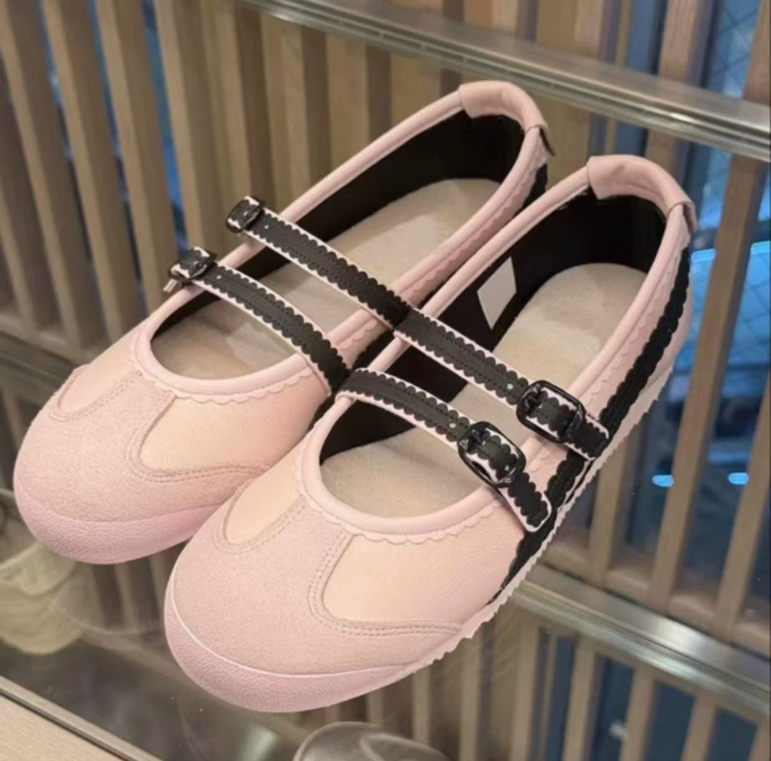 Damen Ballerina-Schuhe mit doppeltem Riemen und verspieltem Design Drune
