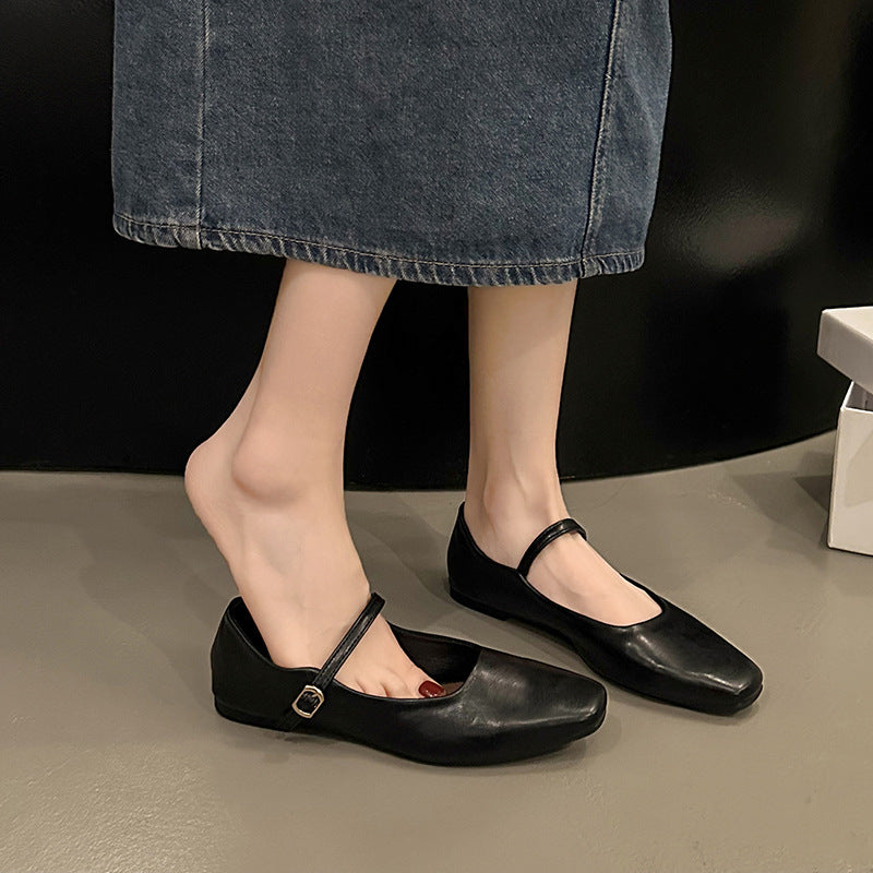 Damen Quadratzehen-Mary-Jane-Flats mit verstellbarem Knöchelriemen Drune