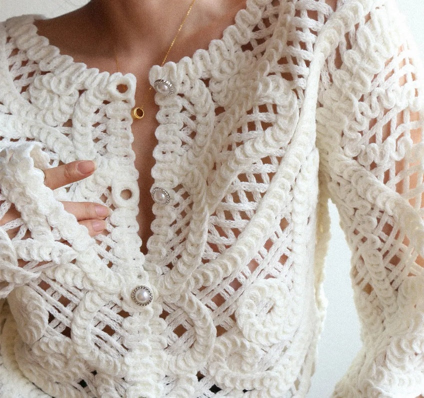 Damen Häkeljacke mit einzigartigem Muster und dekorativen Knöpfen Drune