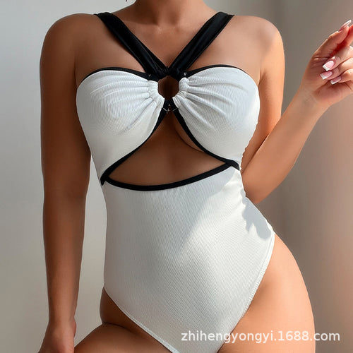 Damen Einteiliger Badeanzug mit innovativem Cut-Out Design Drune