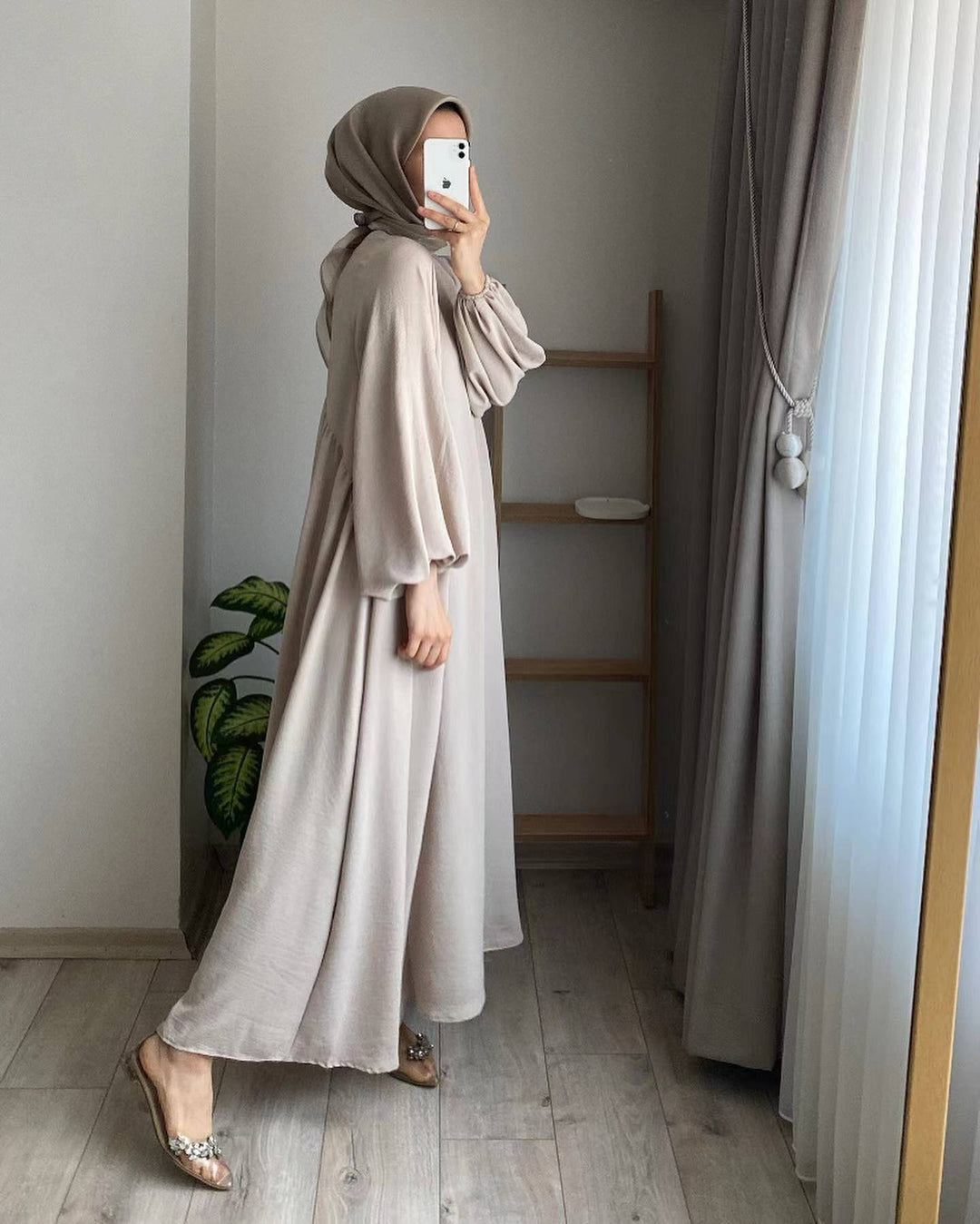 Damen elegantes Maxikleid mit voluminösen Ärmeln und fließendem Schnitt Drune