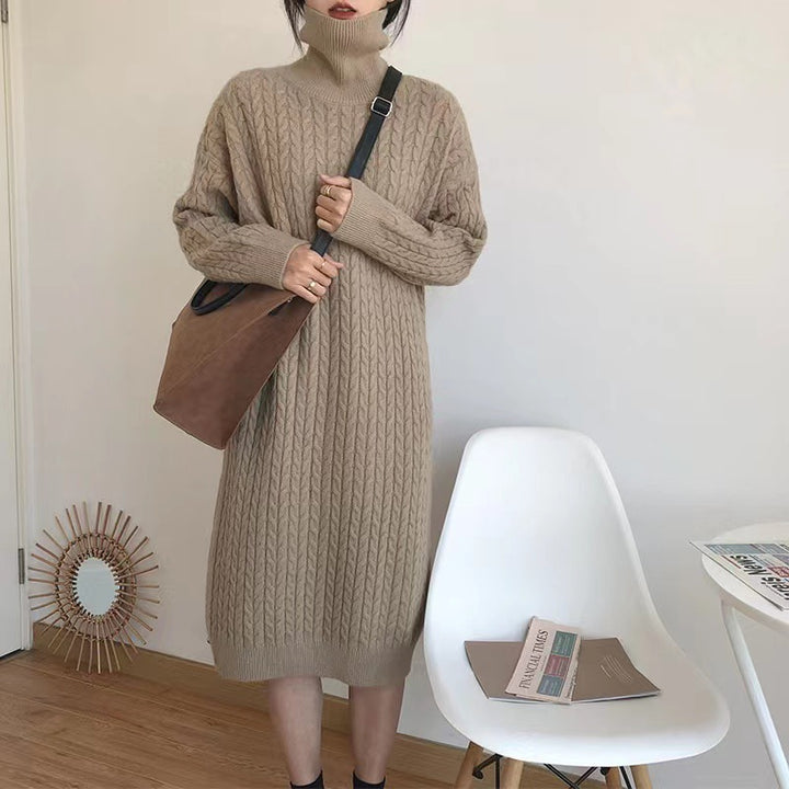 Damen Strickkleid mit strukturiertem Zopfdesign und hohem Kragen Drune