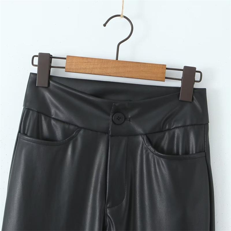 Damen Kunstlederhose mit elegantem Schnitt und charmanten Details Drune