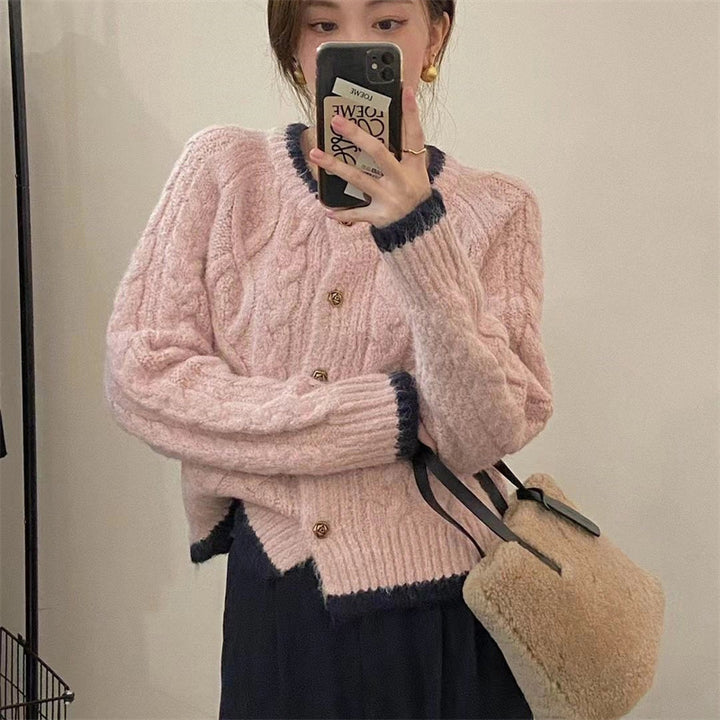 Damen Grobstrickcardigan mit dekorativem Zopfmuster und eleganten Knöpfen Drune