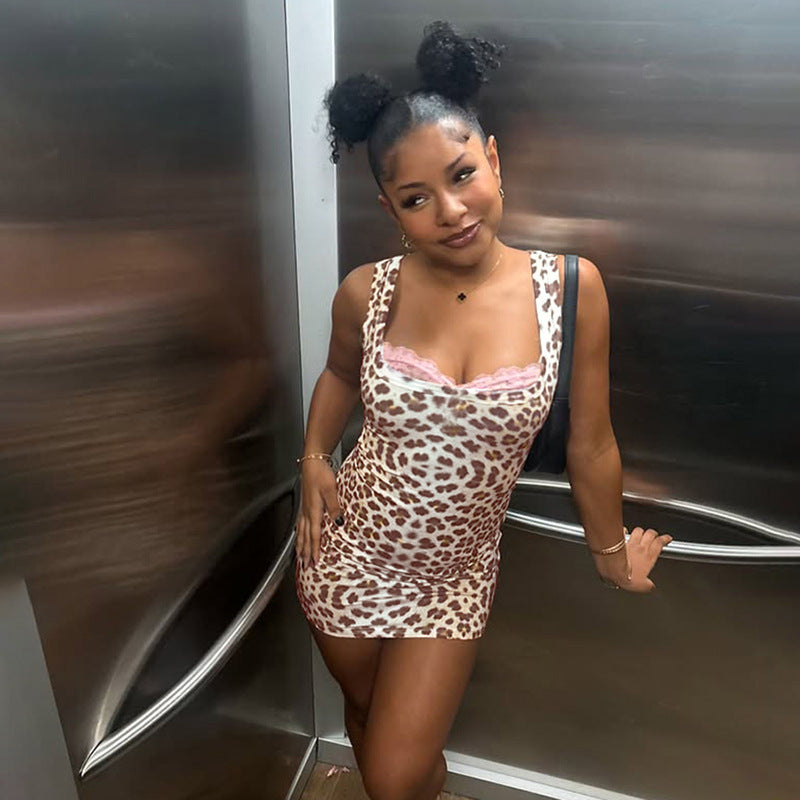 Damen figurbetontes Leo-Minikleid mit dekorativem Spitzenoberteil Drune