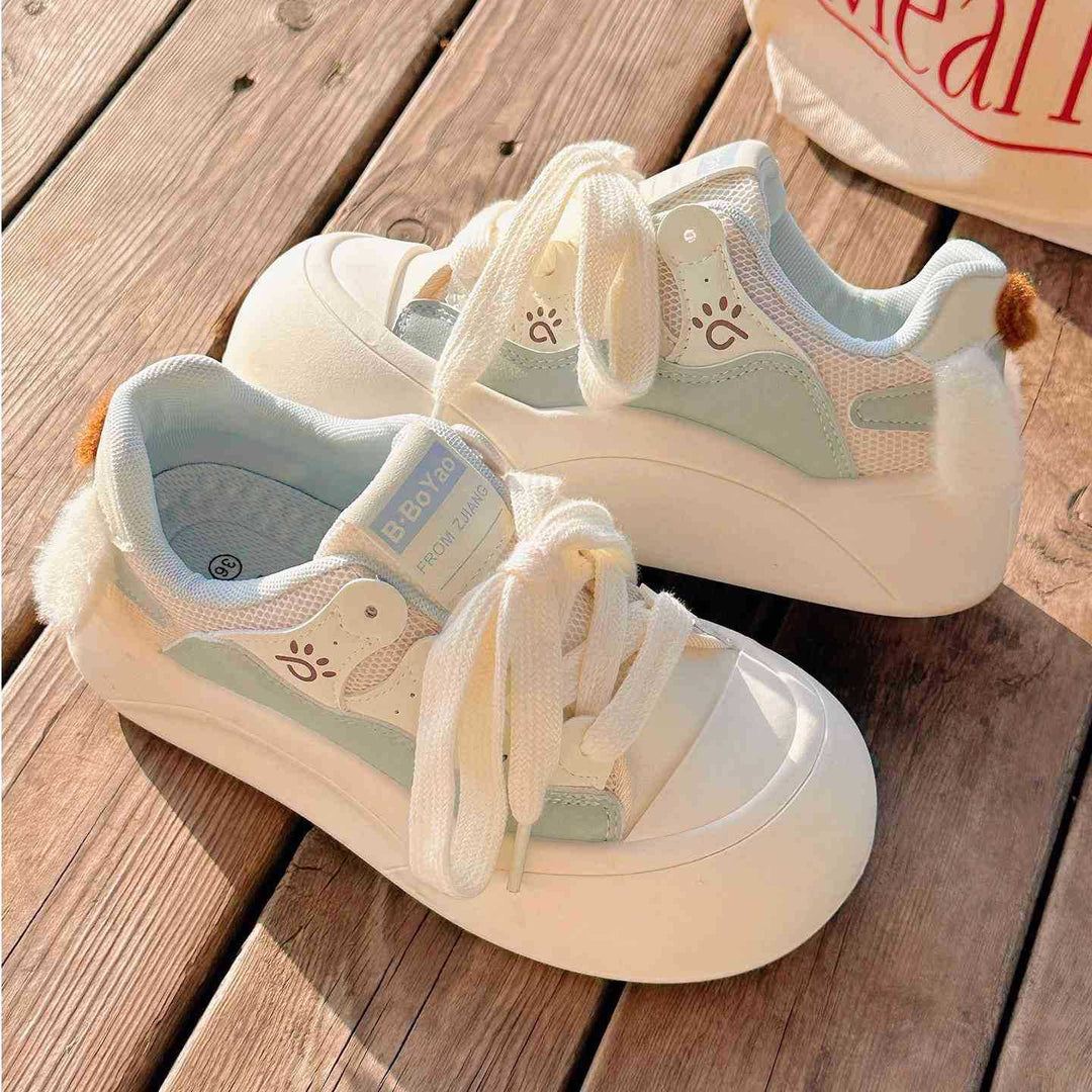 Damen Sneaker mit verspieltem Design und plüschigen Details Drune