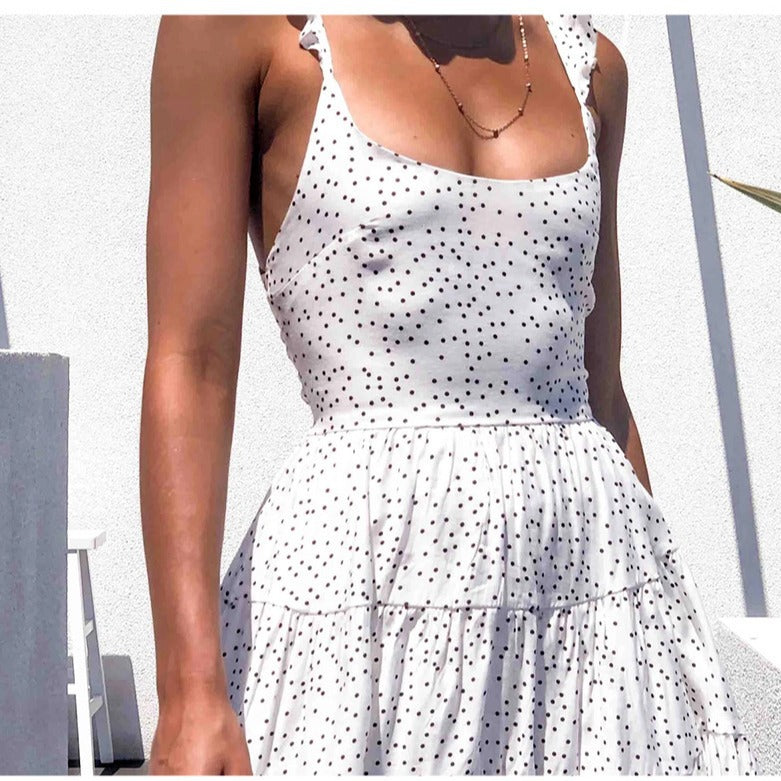 Damen Kleid mit modernen Rüschendetails und verspieltem Punktemuster Drune