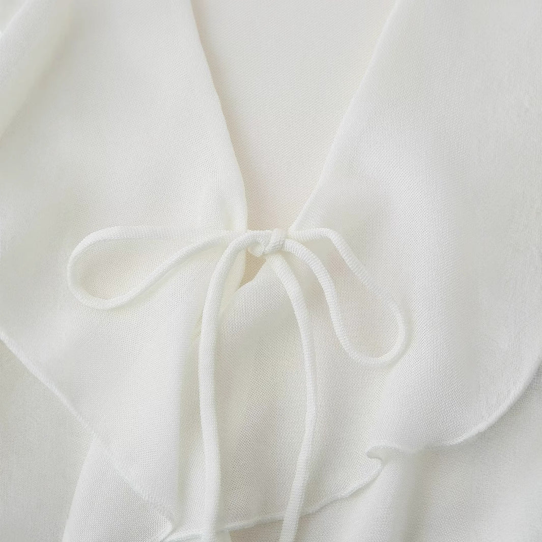 Damen Bluse mit romantischen Rüschen und tiefem V-Ausschnitt Drune