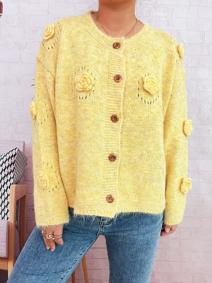 Damen kuschelige Strickjacke mit floralen Applikationen und Knopfverschluss Drune