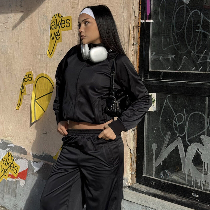 Damen Sportlicher Zweiteiler mit cropped Jacke und elastischen Jogginghosen Drune