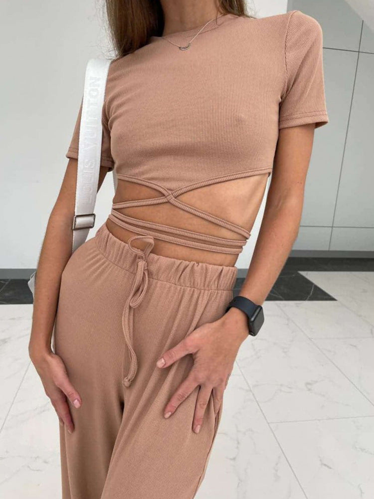 Damen sportliches Crop-Top mit dekorativem Schnitt und elastischem Bund Drune