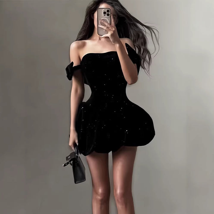 Damen Glitzerndes Cocktailkleid mit schulterfreiem Design und voluminösem Rock Drune