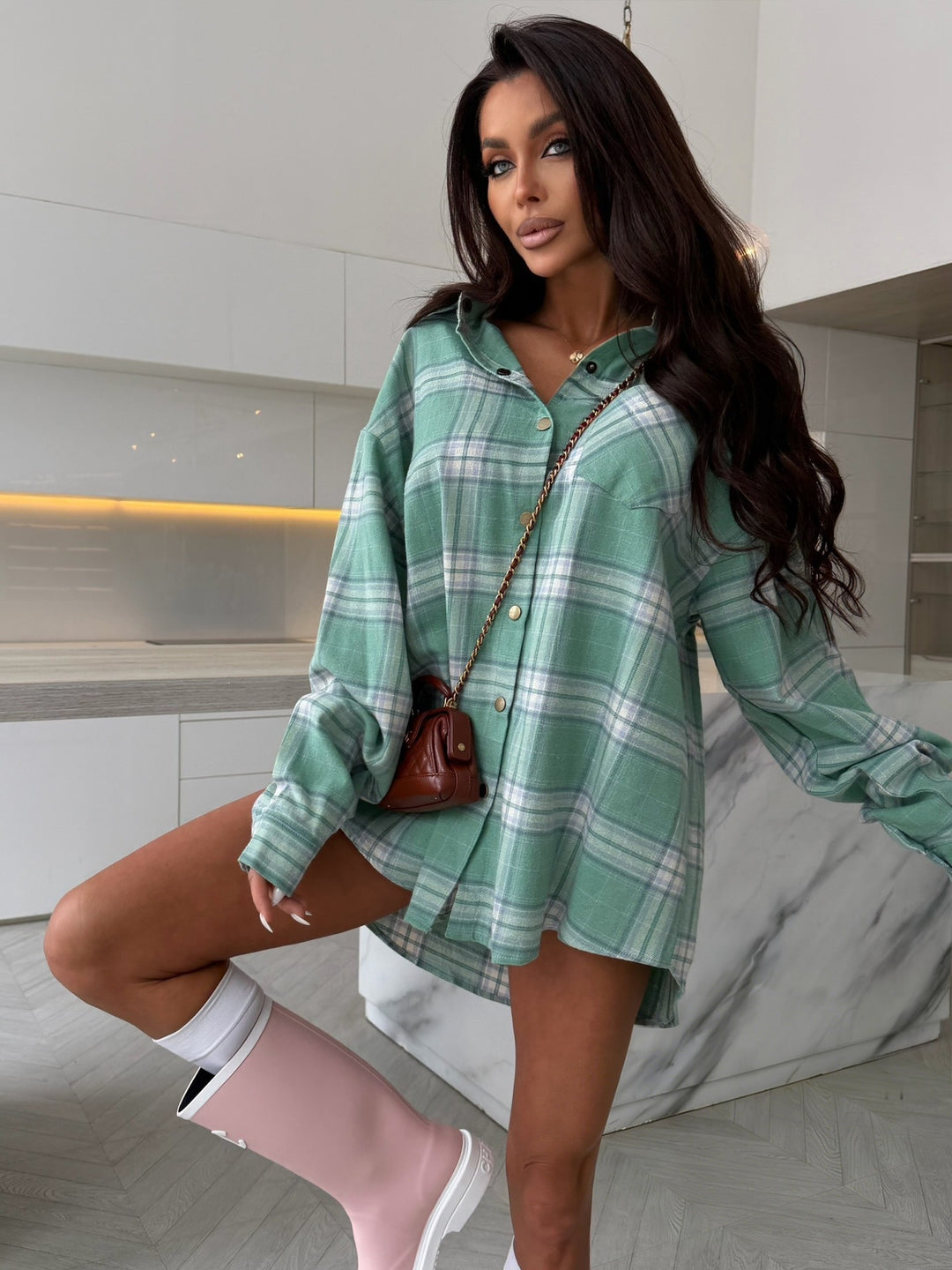 Damen Karo-Hemdbluse mit langen Ärmeln und einem moderaten Schnitt Drune