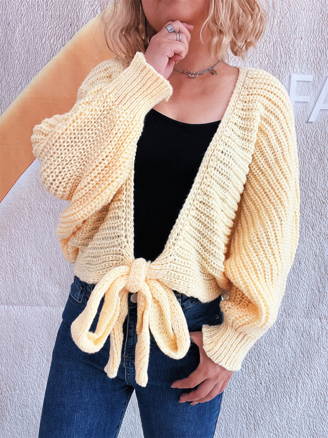 Damen Strickjacke mit verspieltem Bindegürtel und voluminösen Ärmeln Drune
