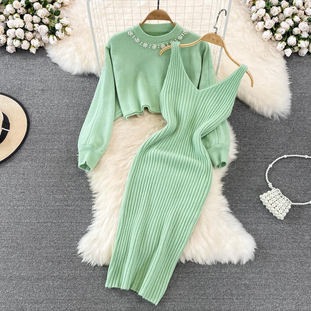 Damen Strickkleid mit eleganter Rippstruktur und femininen Trägern Drune