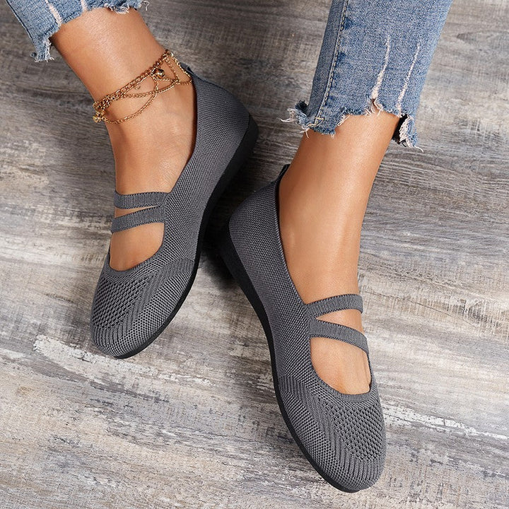 Drune | Flache Slipper Mit Riemen Über Dem Spann Und Flacher Sohle Für Damen