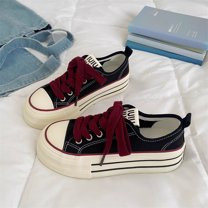 Damen Trendige Sneaker mit dicker Sohle und modischen Details Drune