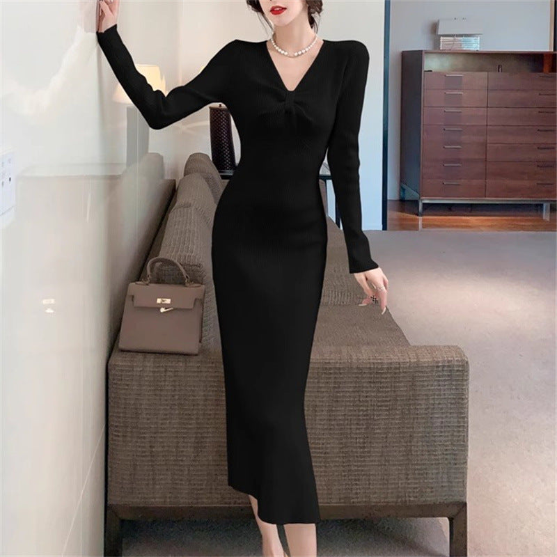 Damen Strickkleid mit tiefem V-Ausschnitt und Eleganter Rippstruktur Drune