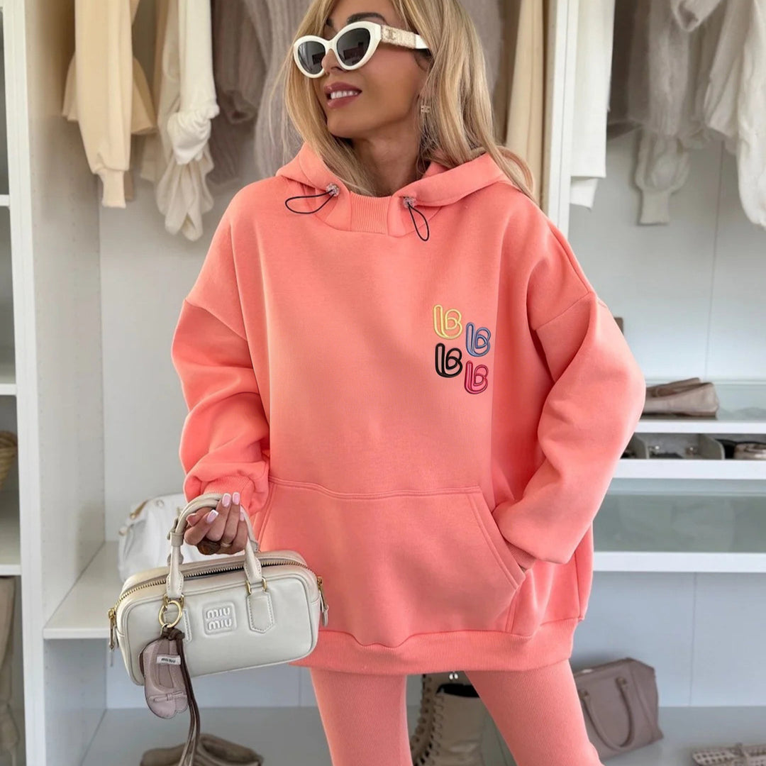 Damen Oversized Hoodie mit buntem Logo und bequemen Leggings Drune