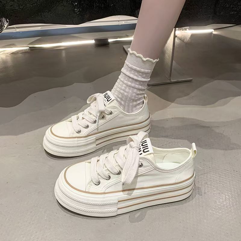 Damen Sportliche Sneakers mit robuster Sohle und atmungsaktivem Canvas von Drune
