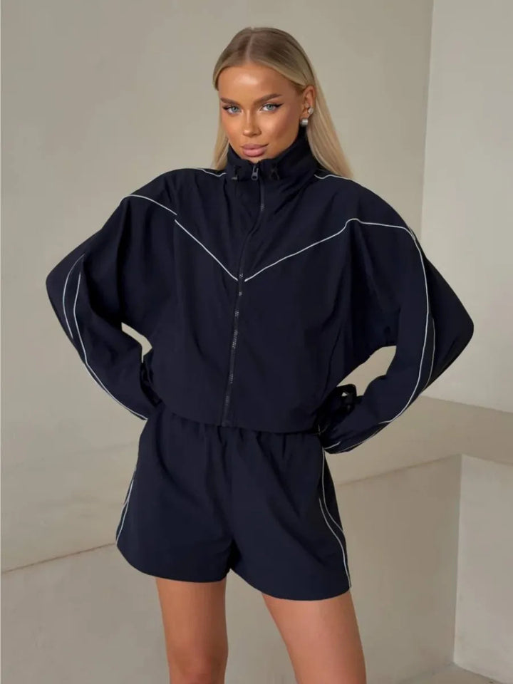 Damen sportlicher Zweiteiler mit cropped Jacke und Shorts Drune