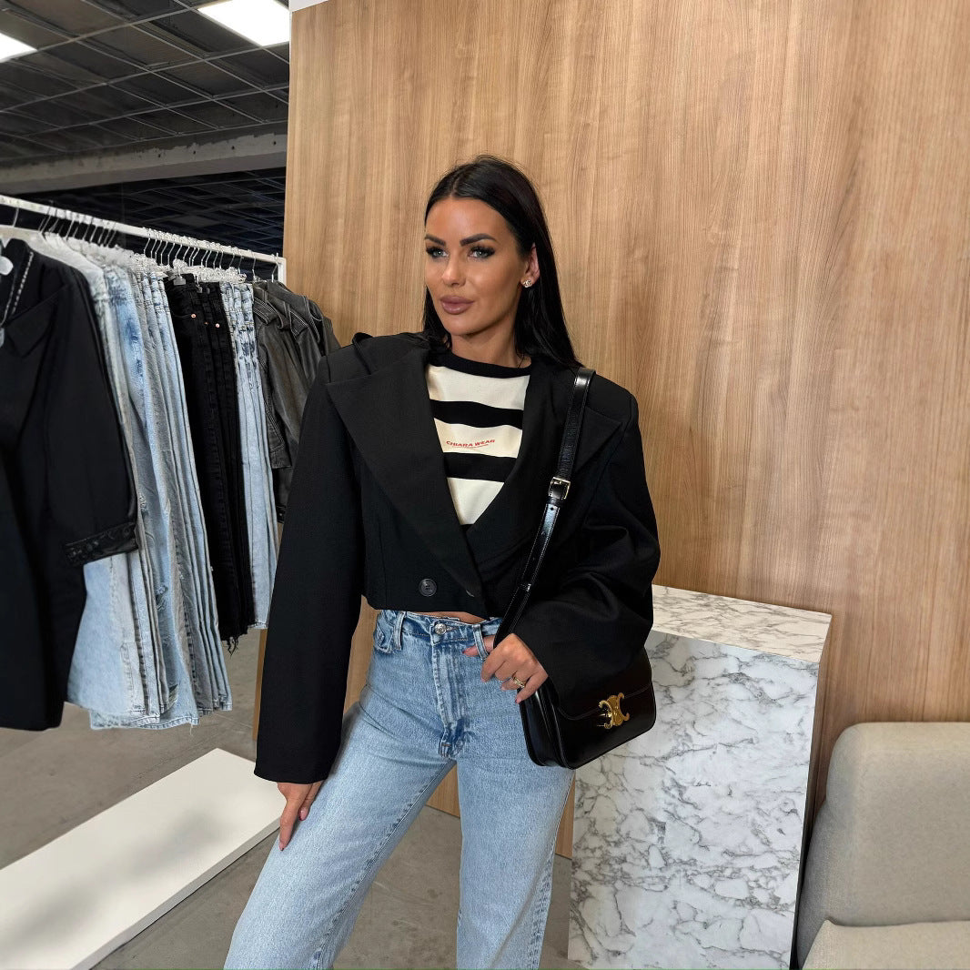 Damen Kurze Blazerjacke mit oversized Schnitt und elegante Knopfdetails Drune