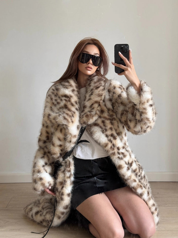 Damen Eleganter Kunstfellmantel mit animalischem Muster Drune