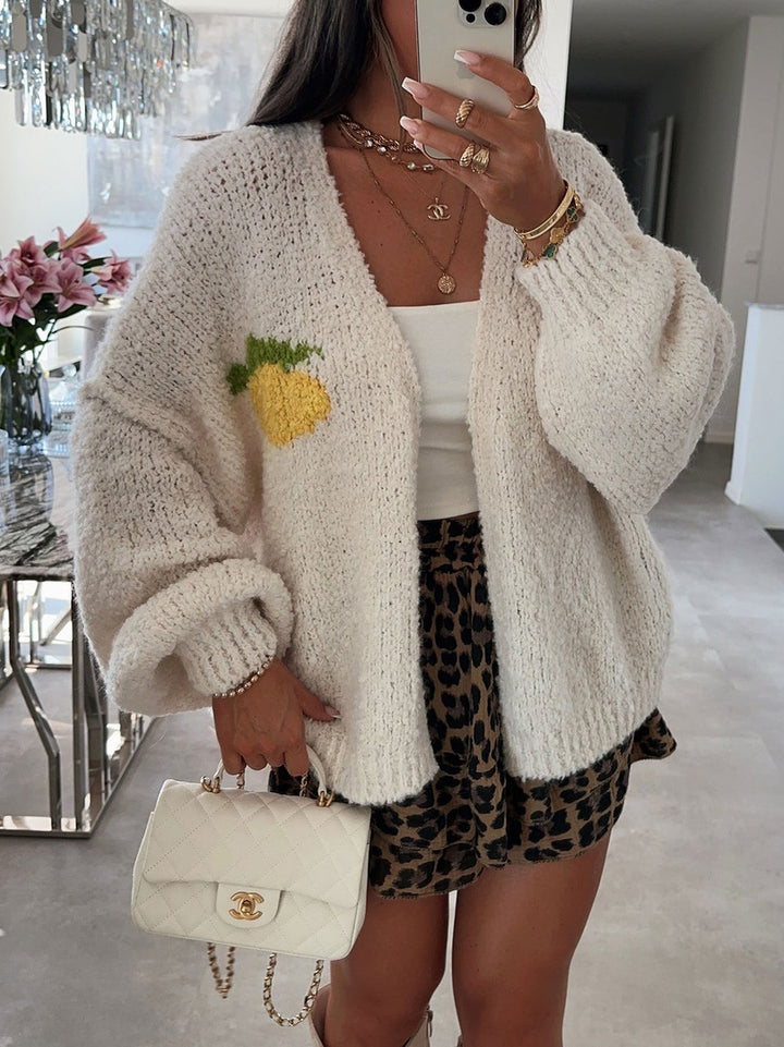 Damen Strickjacke mit fröhlichem Ananas-Motiv und oversized Schnitt Drune