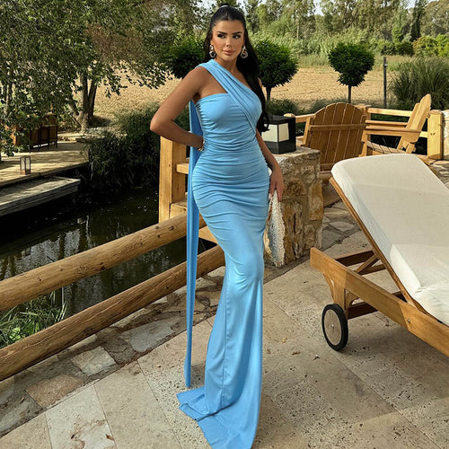 Damen Elegantes Abendkleid mit asymmetrischem Schnitt und schimmerndem Stoff Drune