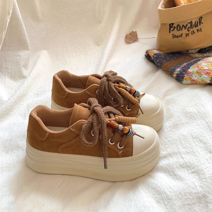 Damen Plateau-Sneaker mit dekorativen Schnürdetails und komfortabler Sohle Drune
