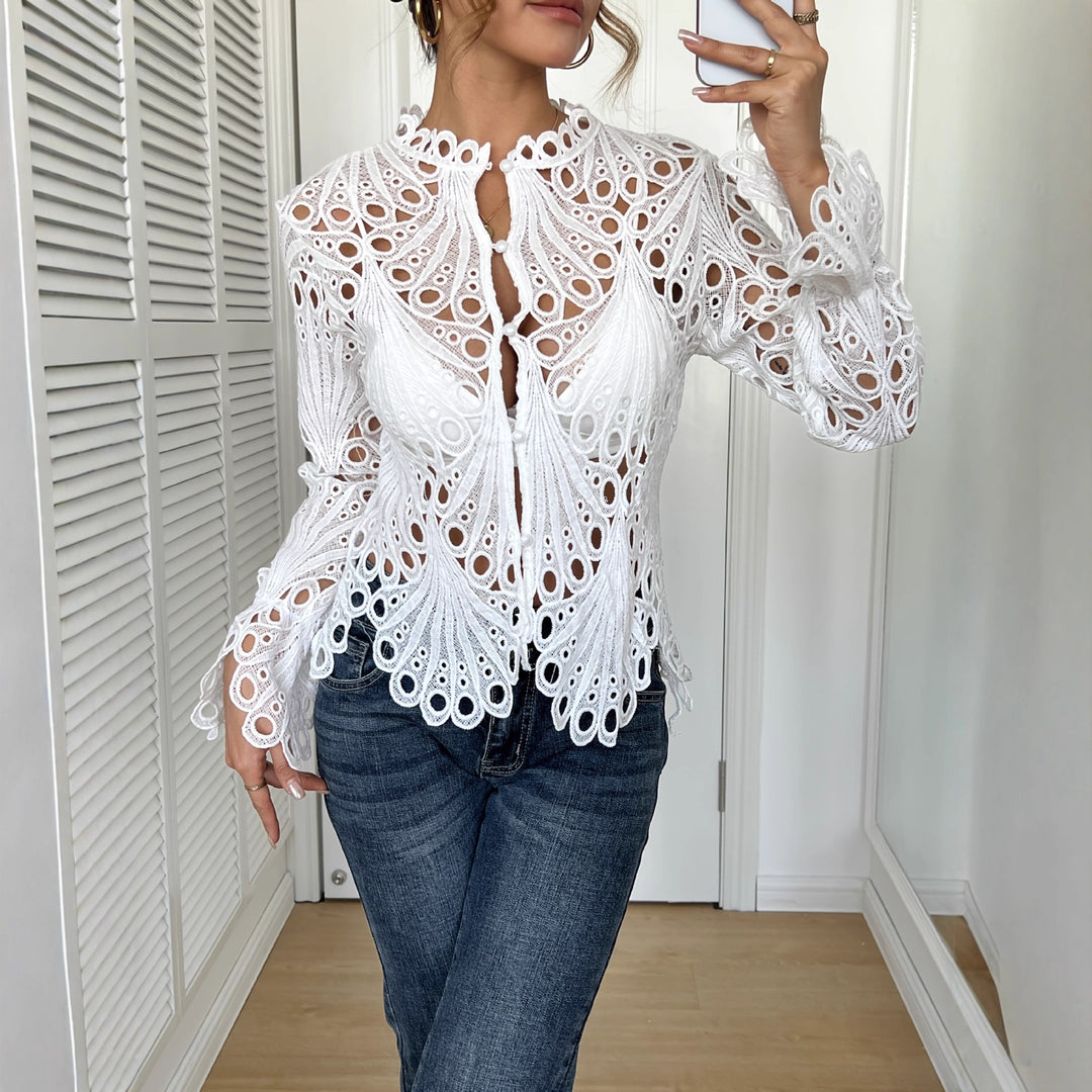 Damen nan filigrane Häkelspitzen-Bluse mit Stehkragen, Zierknopfleiste und gewelltem Saum Drune