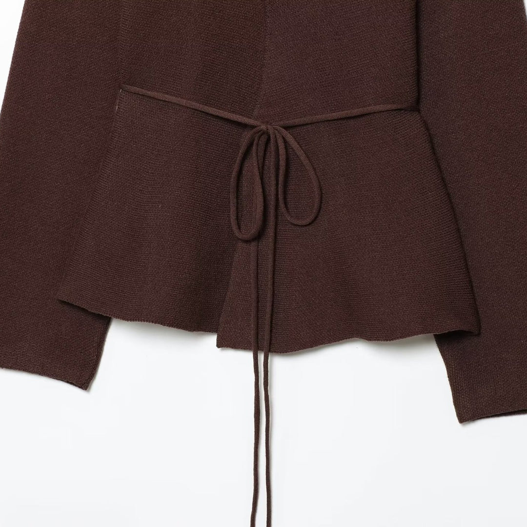 Damen Strickjacke mit eleganter Taillierung und V-Ausschnitt Drune