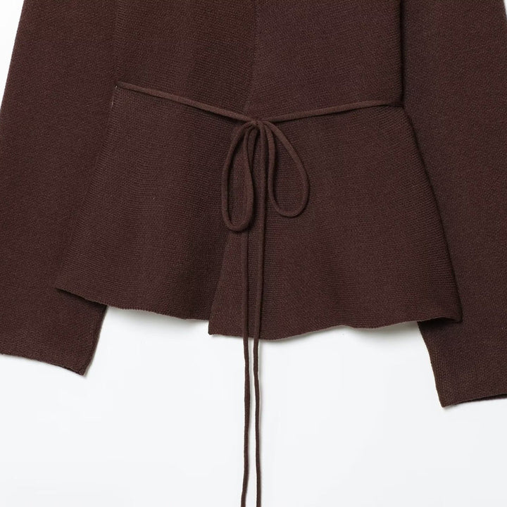 Damen Strickjacke mit eleganter Taillierung und V-Ausschnitt Drune