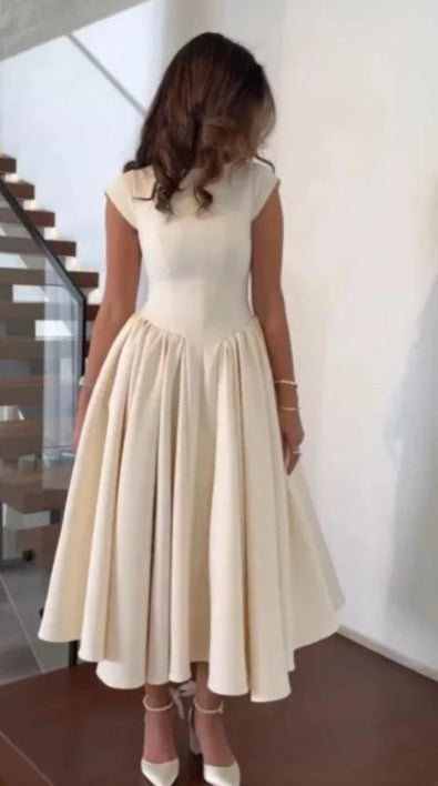 Damen Langarm Kleid mit figurumspielendem Schnitt Drune