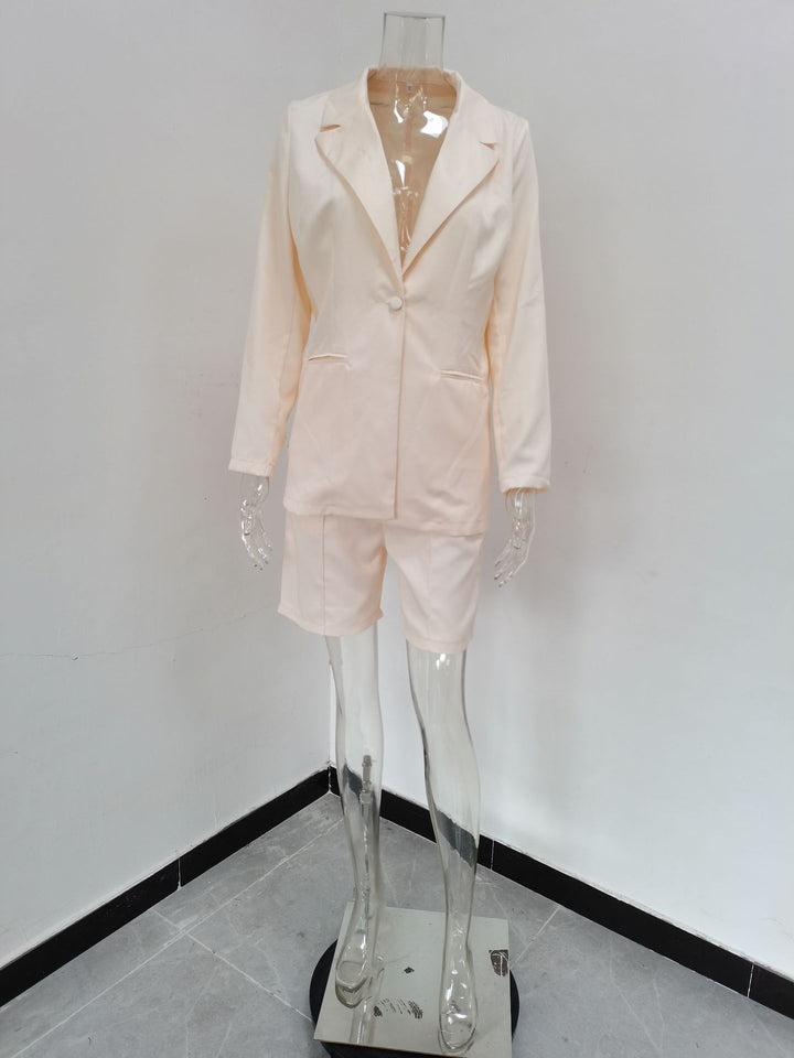Damen elegantes Blazer-Set mit kurzen Hosen und feinen Details Drune